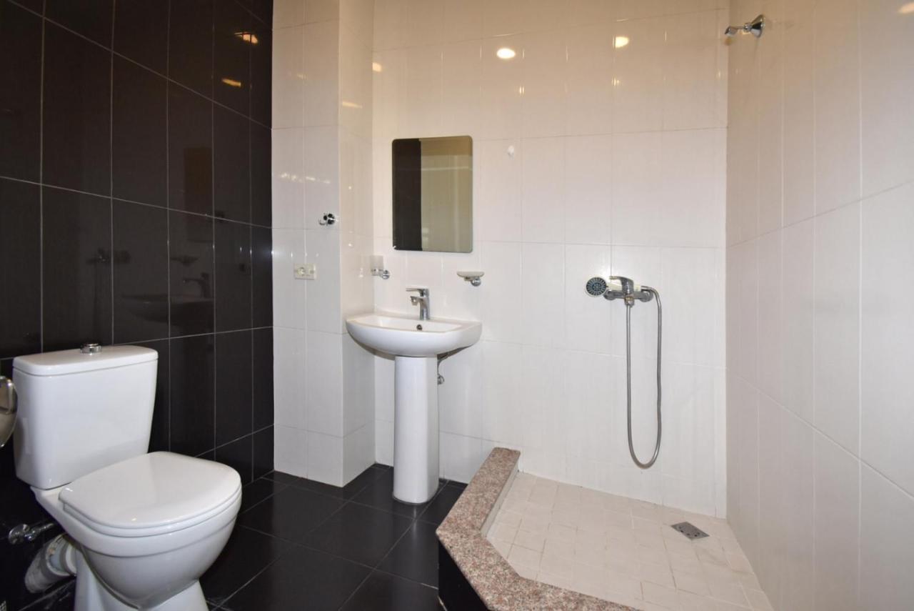 Homestay At City Center Yerevan Exterior photo