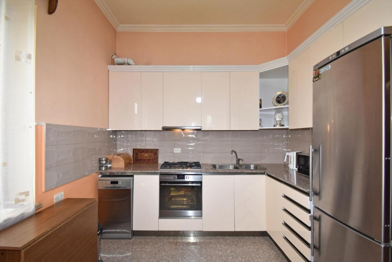 Homestay At City Center Yerevan Exterior photo